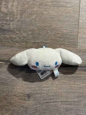 Sanrio White Cinnamoroll Plush Keychain with Blue Eyes & Pink Cheeks